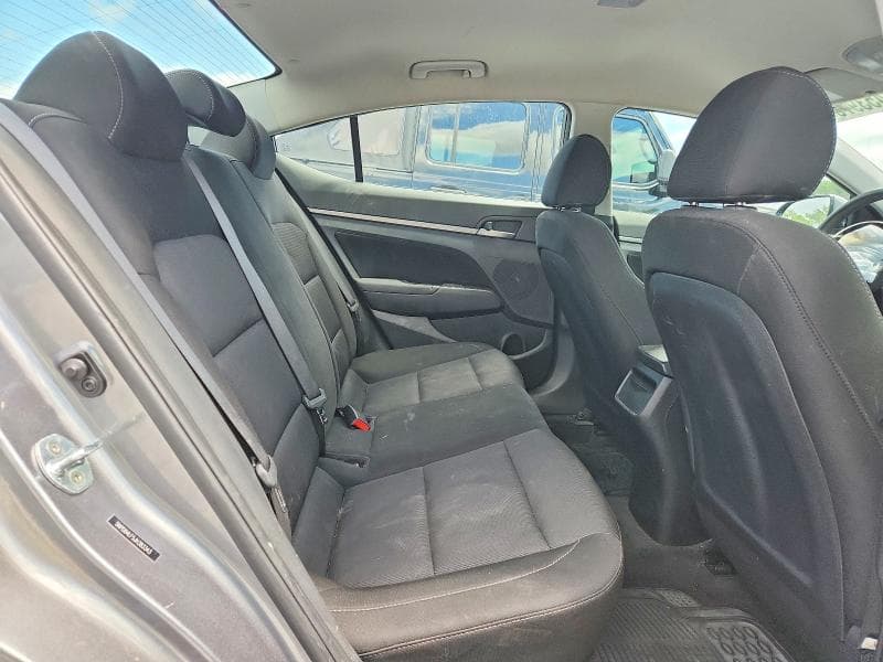 2018 HYUNDAI ELANTRA SEL 10
