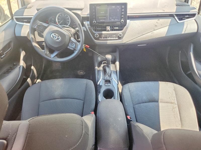 2022 TOYOTA COROLLA LE 8