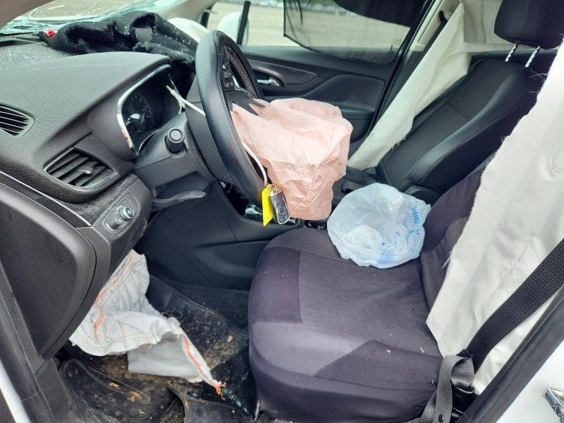 2019 BUICK ENCORE PREFERRED PREFERRED 7