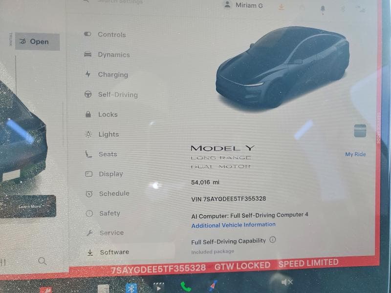 2026 TESLA MODEL Y 9