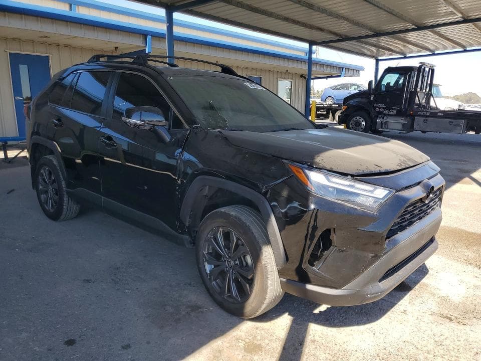 2023 TOYOTA RAV4 XLE PREMIUM 5