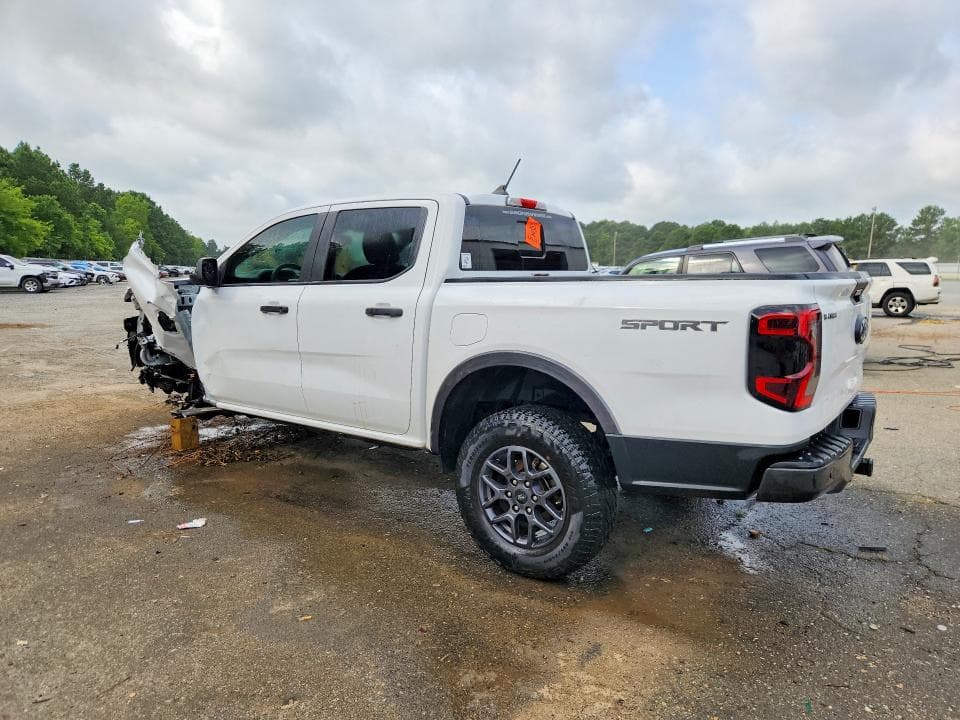 2024 FORD RANGER XLT 2