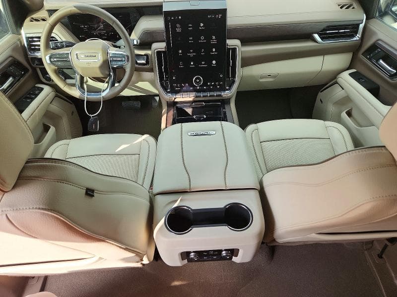 2025 GMC YUKON DENALI 8
