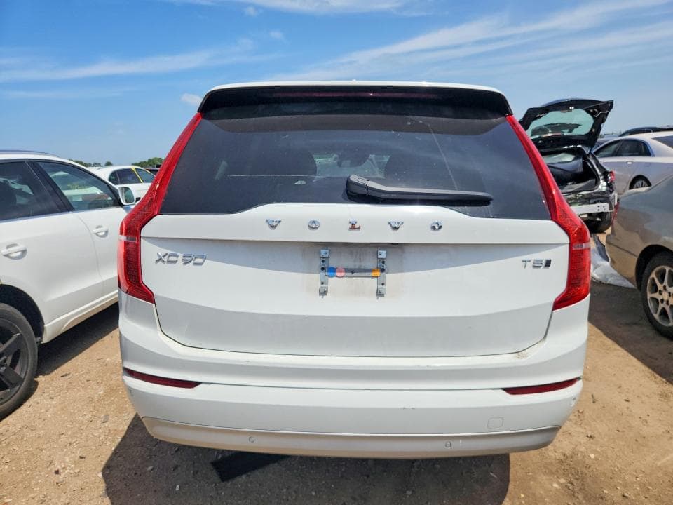 2022 VOLVO XC90 T5 MOMENTUM T5 MOMENTUM 6