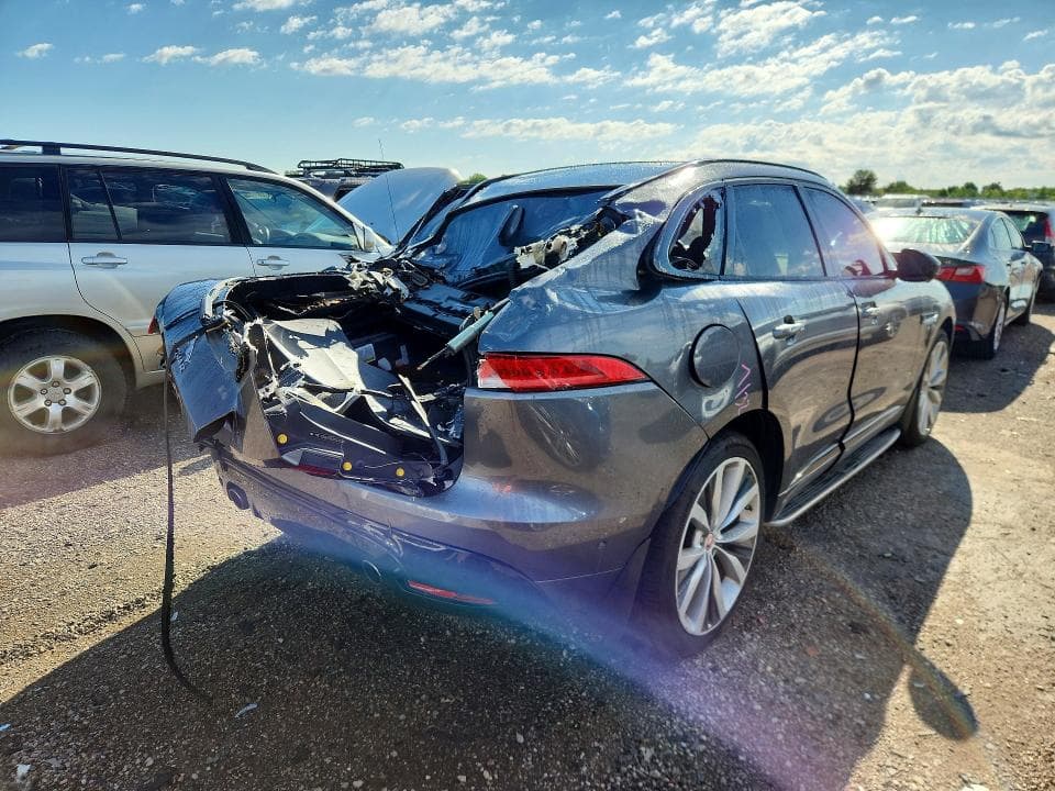 2018 JAGUAR F-PACE S S 3