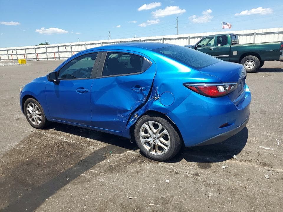2017 TOYOTA YARIS IA BASE 2