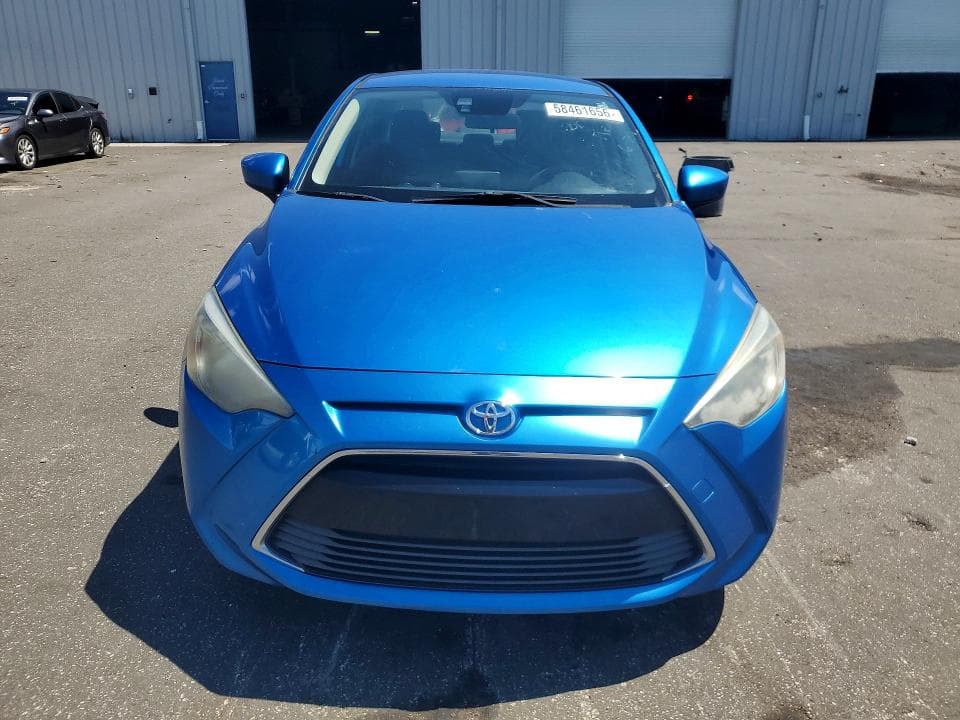 2017 TOYOTA YARIS IA BASE 5