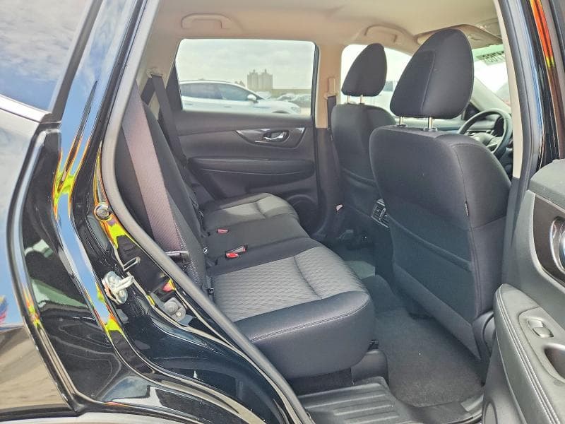2020 NISSAN ROGUE SV 11