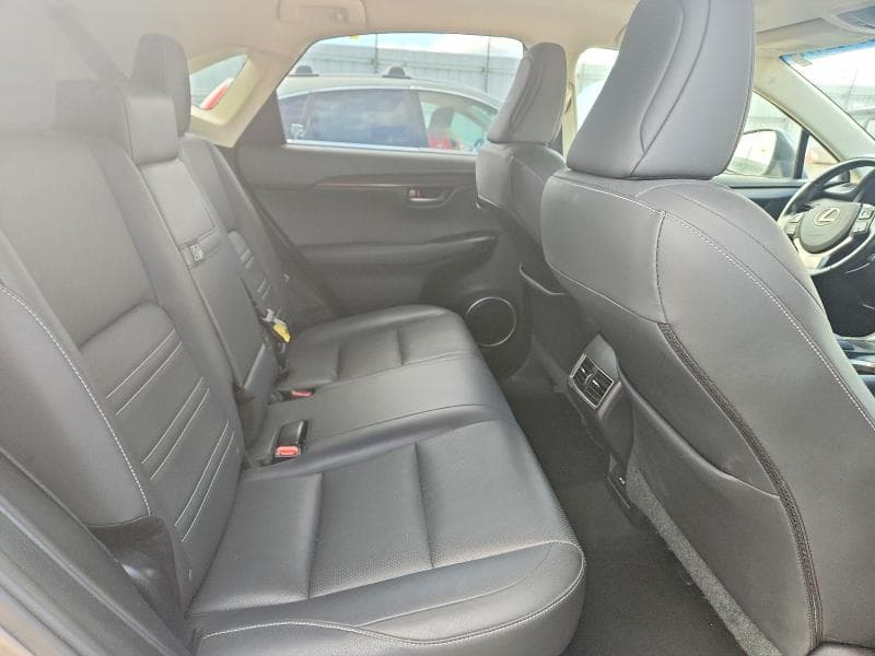 2018 LEXUS NX 300 BASE 11