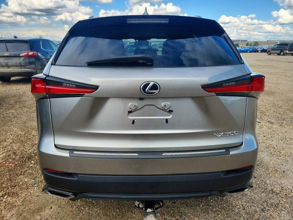 2018 LEXUS NX 300 BASE 6