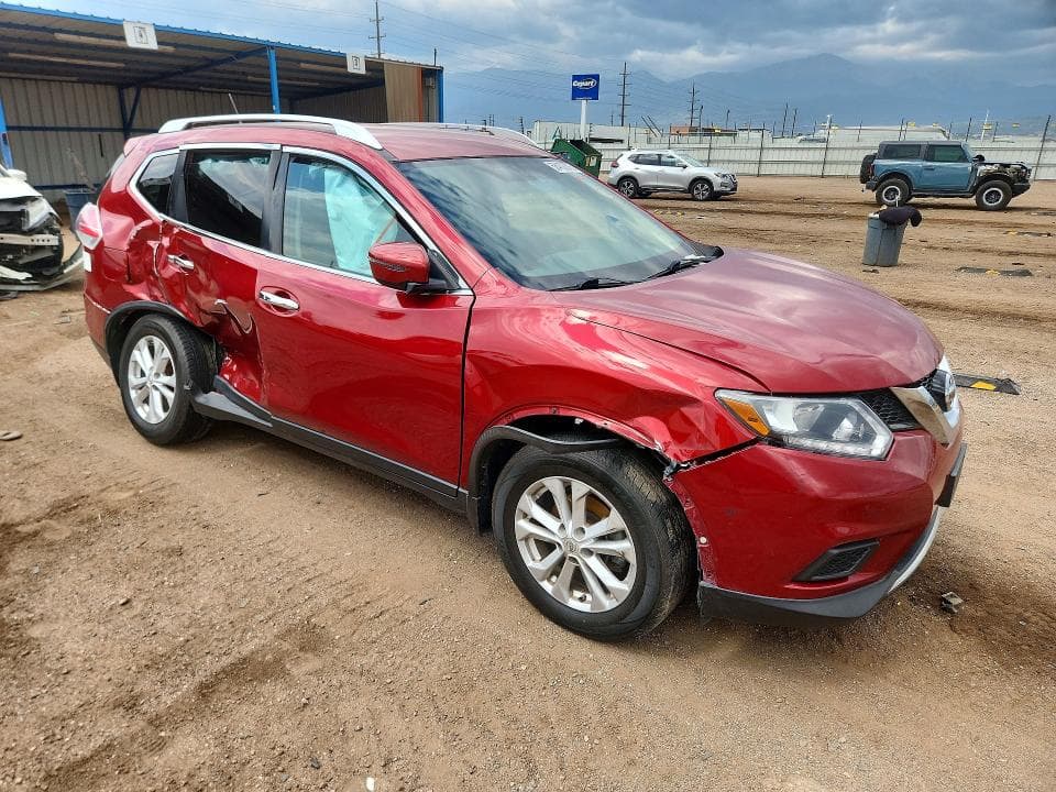 2016 NISSAN ROGUE SV 4