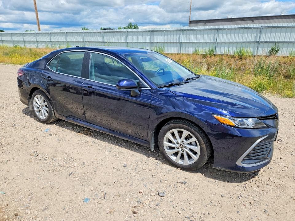 2022 TOYOTA CAMRY LE LE 4