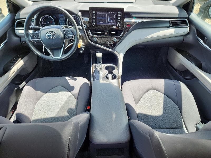 2022 TOYOTA CAMRY LE LE 8