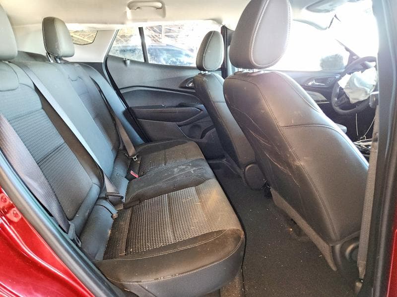 2025 CHEVROLET TRAX 1LT 10
