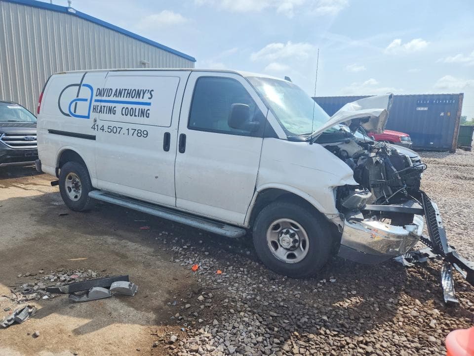 2019 CHEVROLET EXPRESS G2500 4