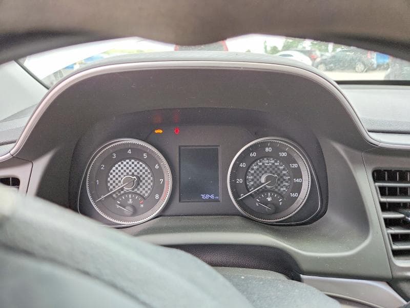 2019 HYUNDAI ELANTRA SE 9
