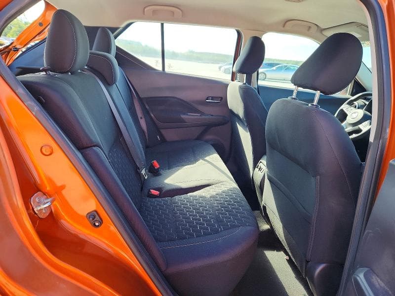 2021 NISSAN KICKS SV SV 10
