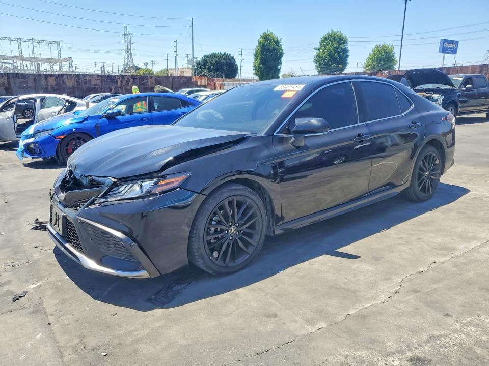 2022 TOYOTA CAMRY XSE - 1