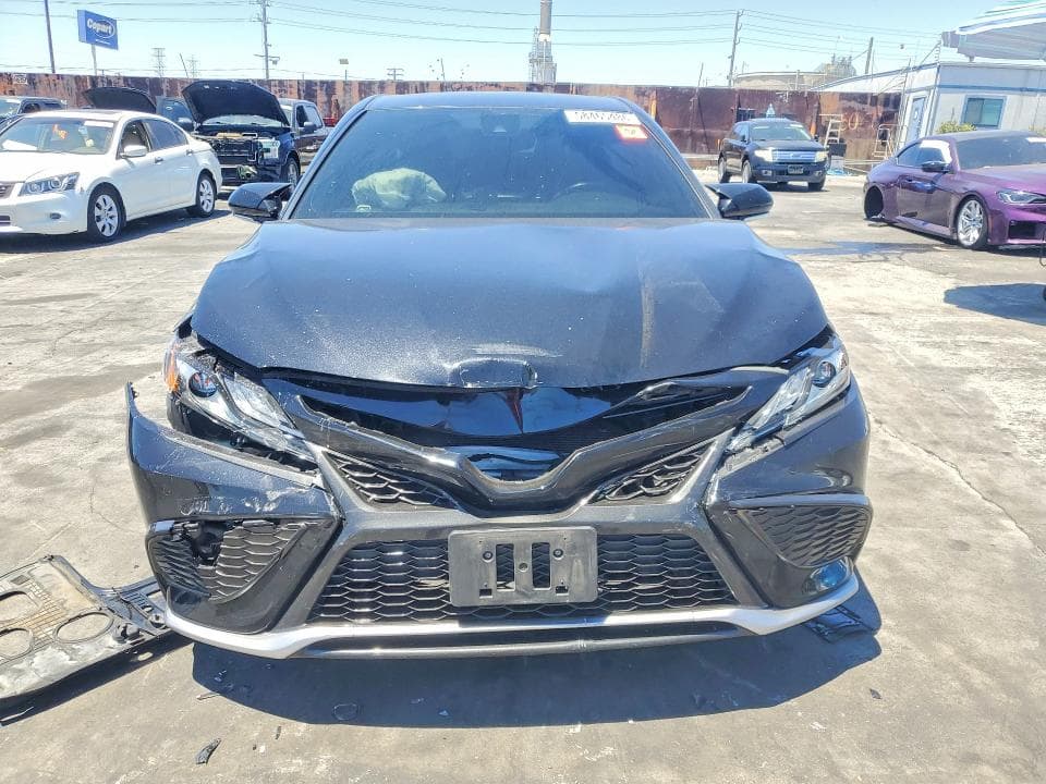 2022 TOYOTA CAMRY XSE 5