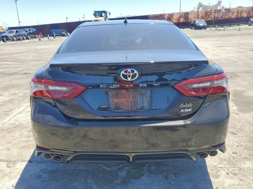 2022 TOYOTA CAMRY XSE 6