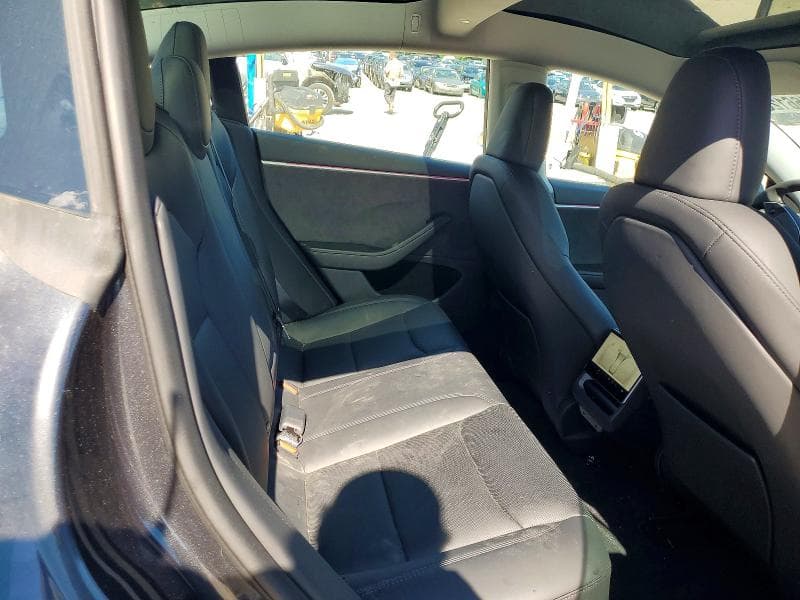 2025 TESLA MODEL 3 10