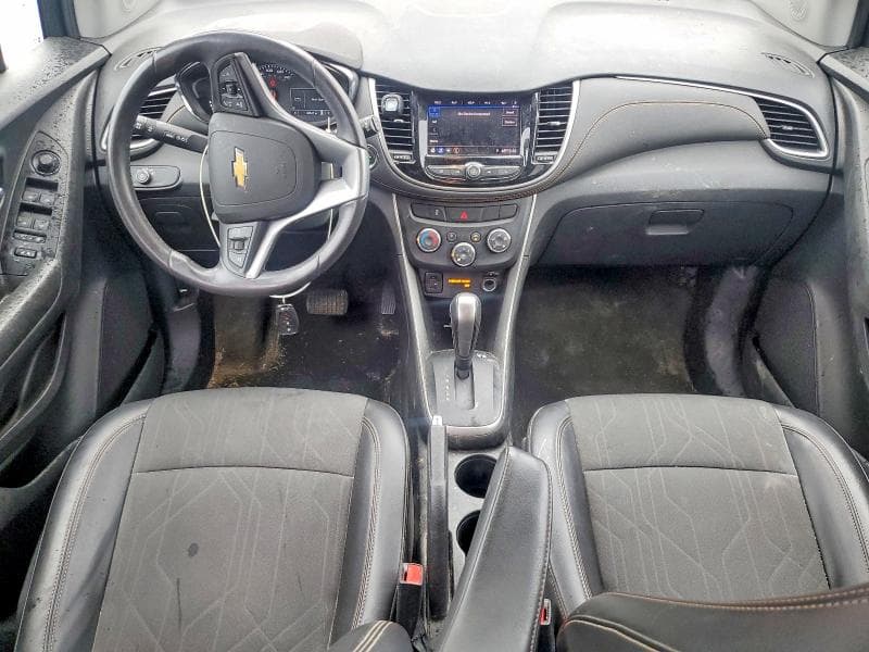 2021 CHEVROLET TRAX 1LT 8