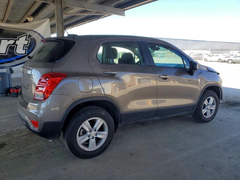 2022 CHEVROLET TRAX LS 3