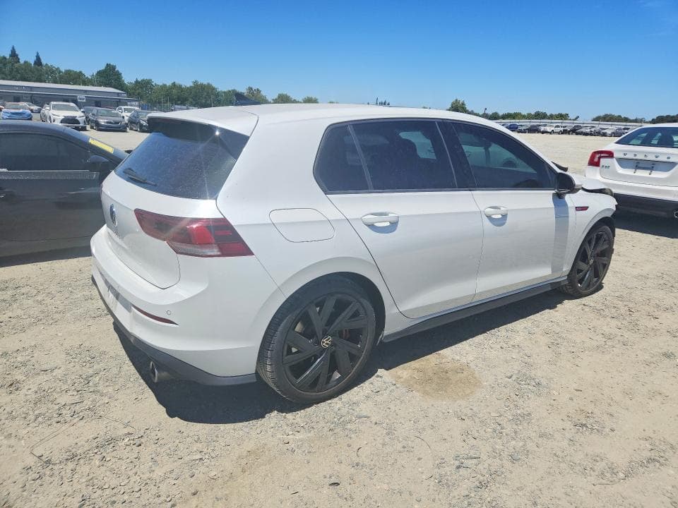 2022 VOLKSWAGEN GTI SE 3