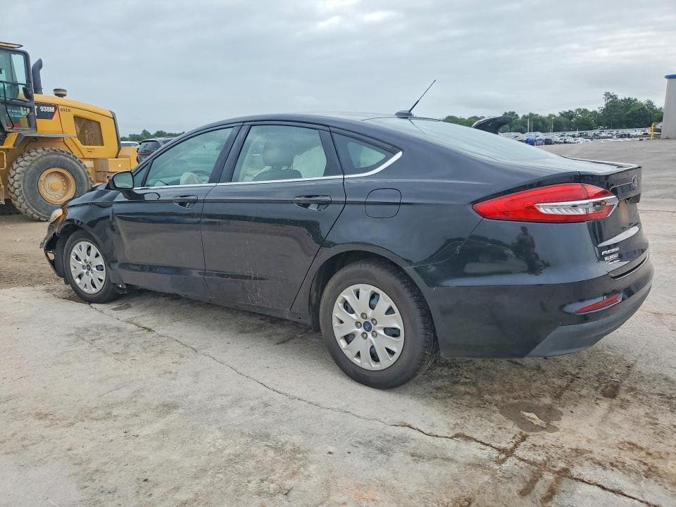 2019 FORD FUSION S 2