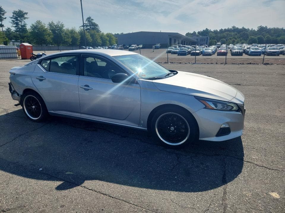 2020 NISSAN ALTIMA SR 4