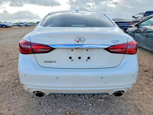 2021 INFINITI Q50 LUXE 6