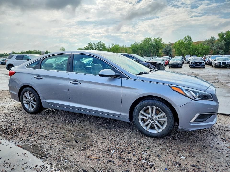 2017 HYUNDAI SONATA SE SE 4