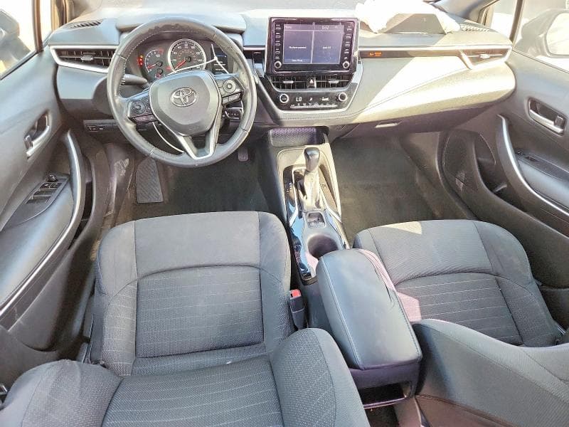 2020 TOYOTA COROLLA SE 8