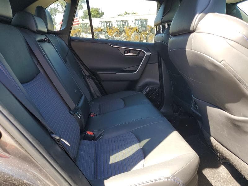 2023 TOYOTA RAV4 XSE XSE 10