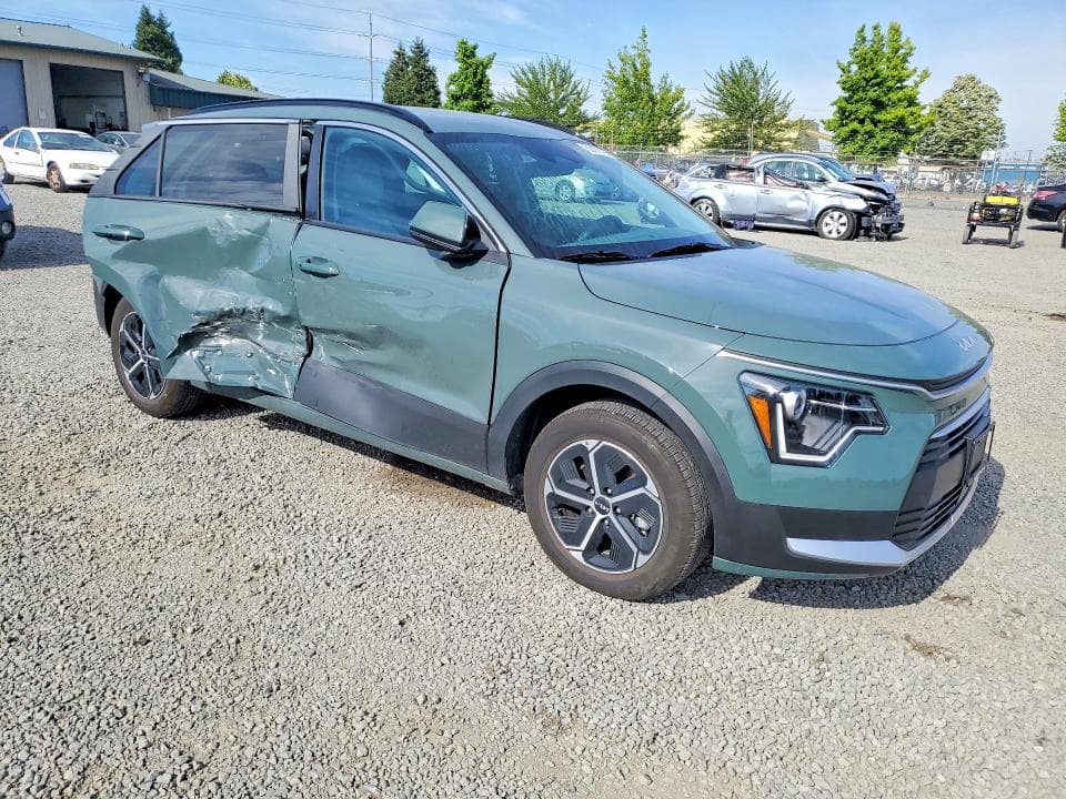 2024 KIA NIRO EX 4