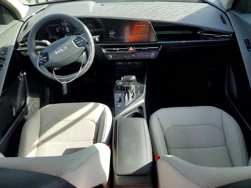 2024 KIA NIRO EX 8