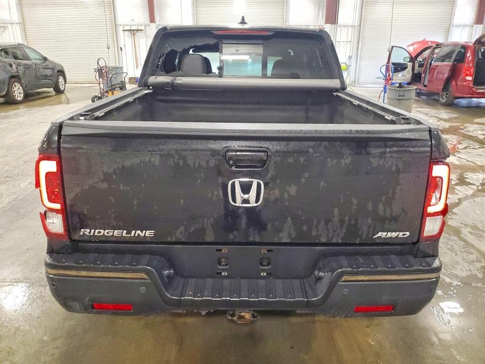 2019 HONDA RIDGELINE BLACK EDITION 6