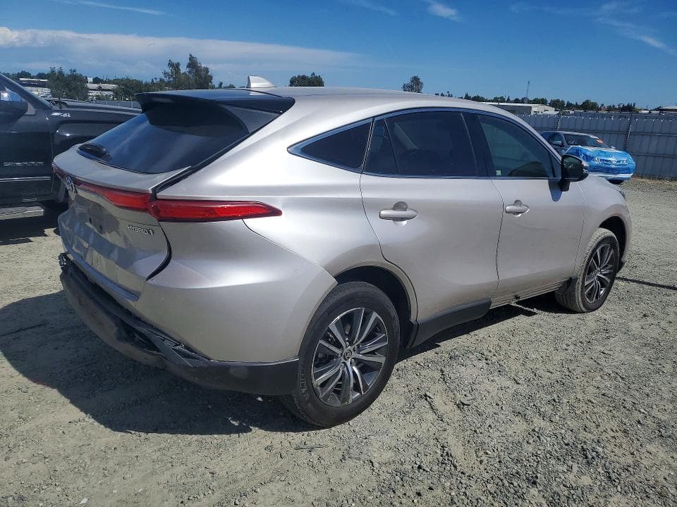 2022 TOYOTA VENZA LE 3