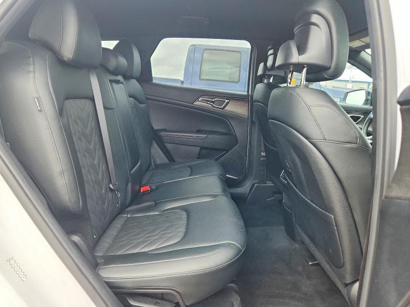 2024 KIA SPORTAGE X LINE 11