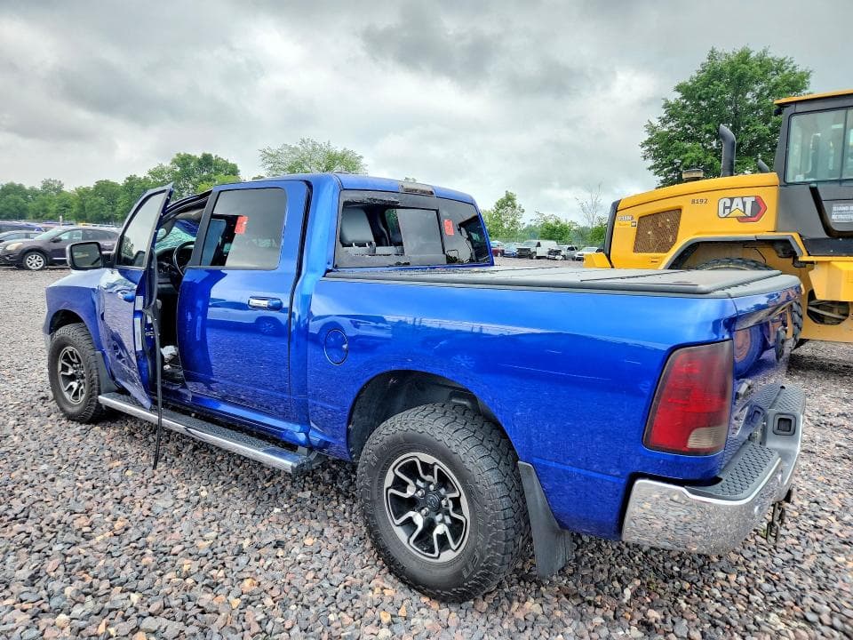 2017 RAM 1500 SLT 2