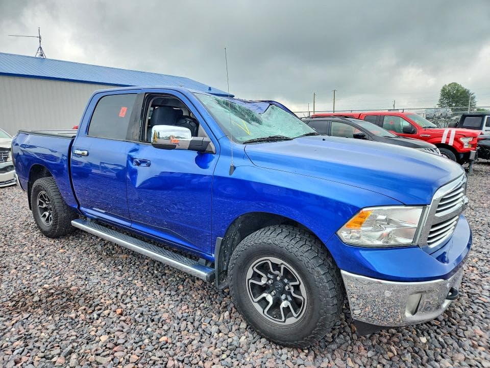 2017 RAM 1500 SLT 4