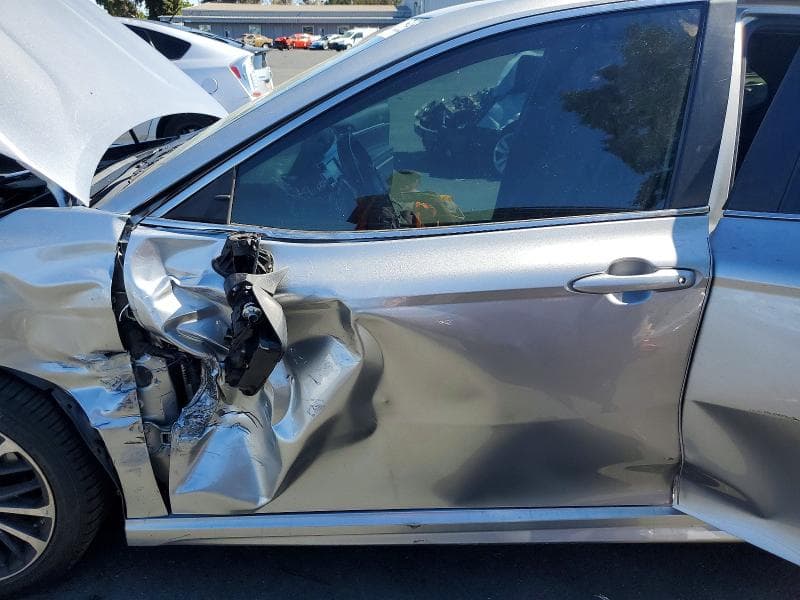 2019 TOYOTA CAMRY SE 7