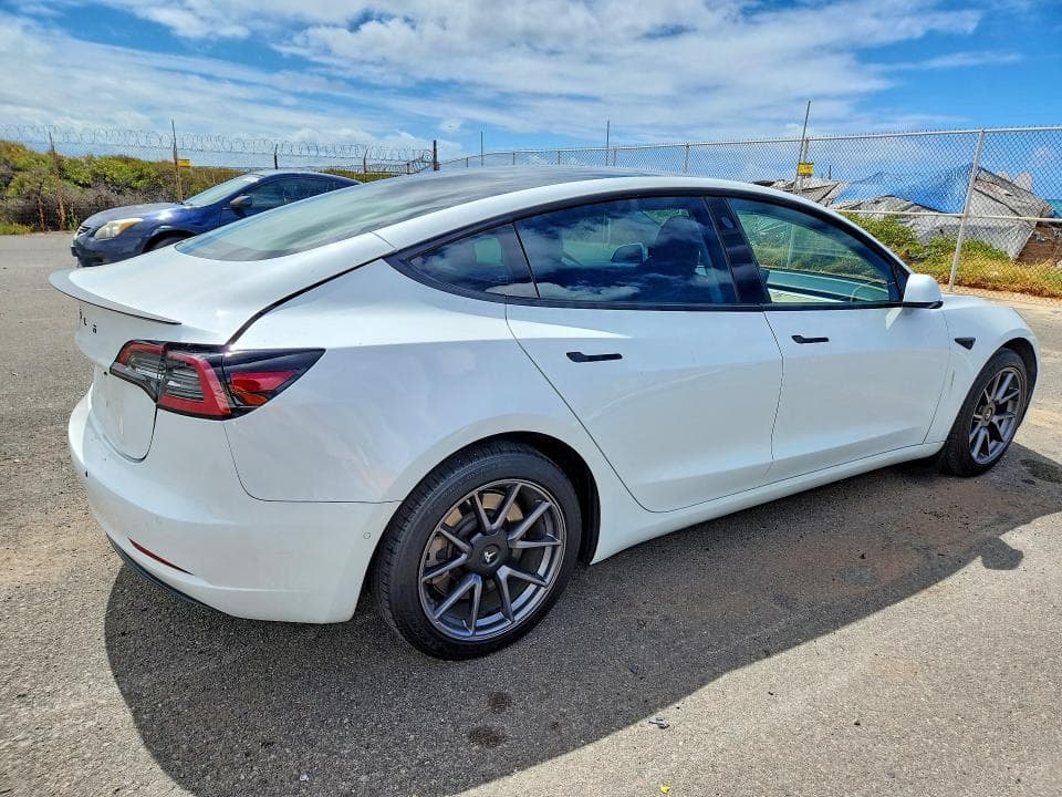 2021 TESLA MODEL 3 3