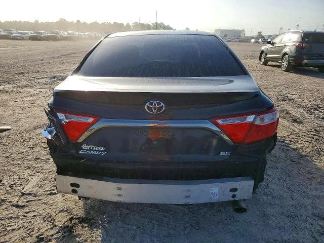 2017 TOYOTA CAMRY SE SE 6