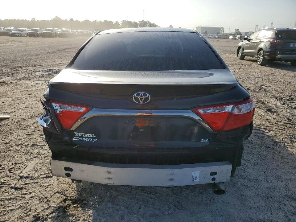 2017 TOYOTA CAMRY SE SE 7