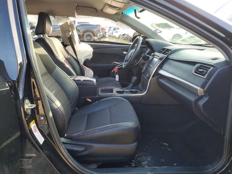 2017 TOYOTA CAMRY SE SE 8