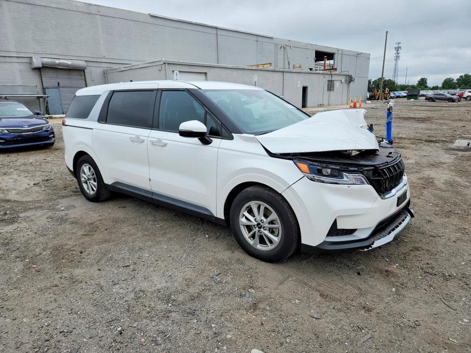 2022 KIA CARNIVAL LX 4