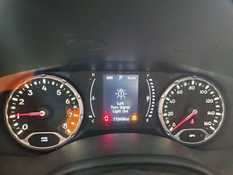 2017 JEEP RENEGADE SPORT 9