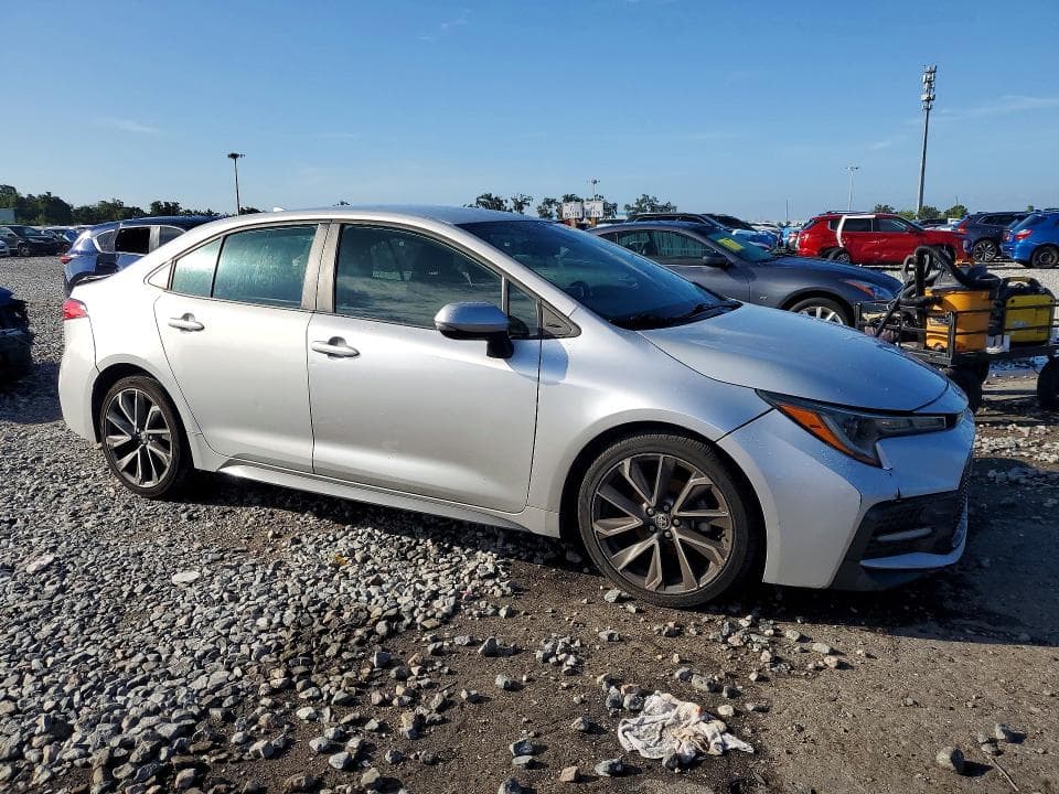 2021 TOYOTA COROLLA SE 4