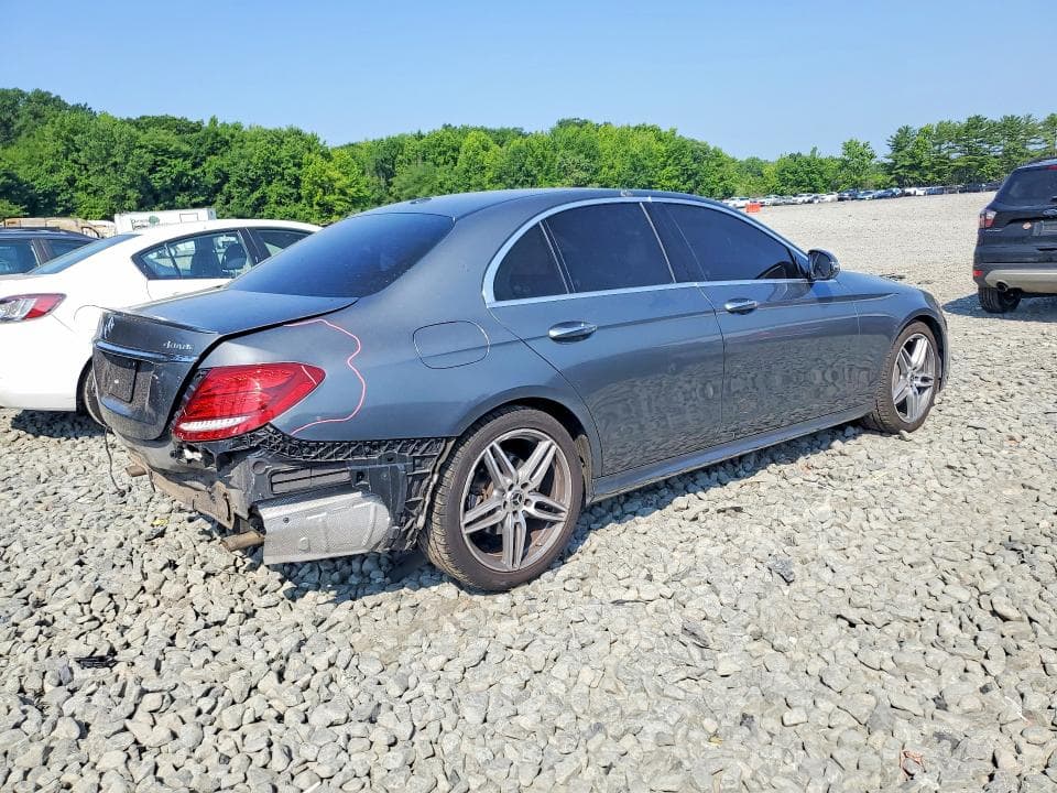 2017 MERCEDES-BENZ E 300 4MATIC 3